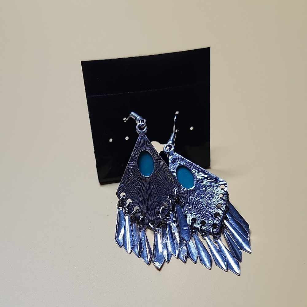 Earrings Silver and Turquoise Dangle Earrings - Picture 2 of 2